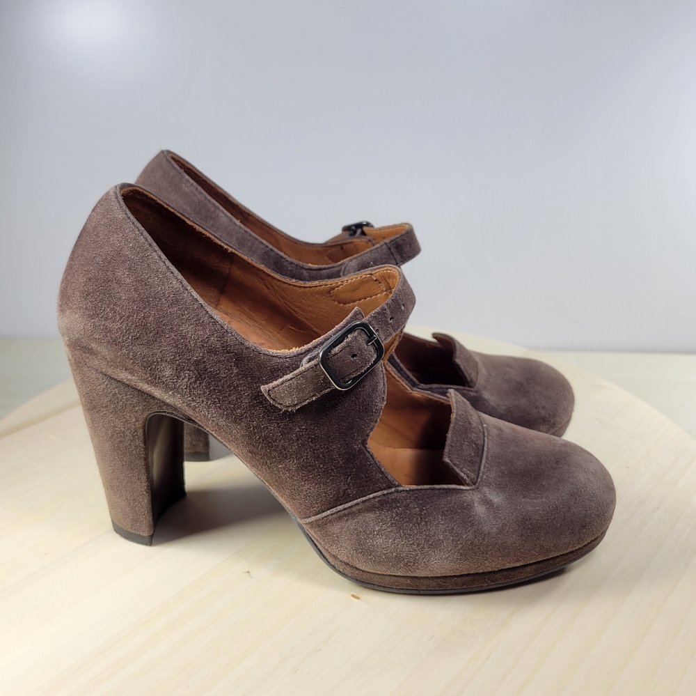 Chie Mihara Taupe Suede Mary Jane Heels Women's Size 37